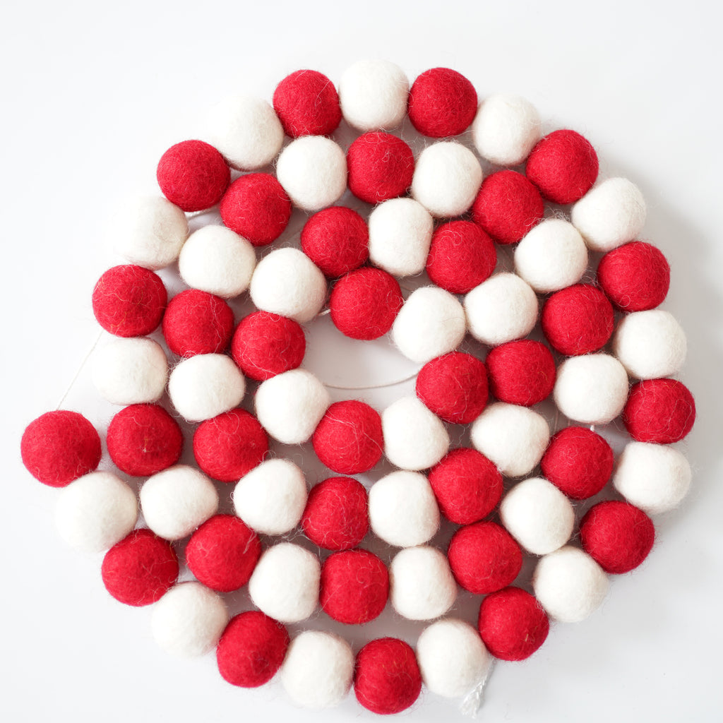 Large Ball Garland Red & White- 5ft